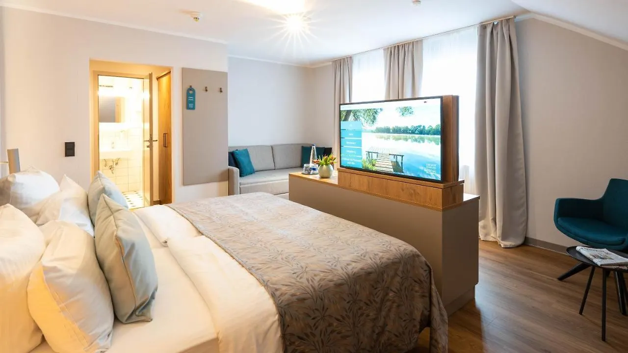 Sopherl Am See - Fruehstueck Auf Der Seeterrasse, Sehr Ruhig Und Wunderschoen Am See, 3 Minuten Nach Oberpfaffenhofen, Viele Radtouren, Restaurants & Cafes In Der Umgebung Wessling Hotel
