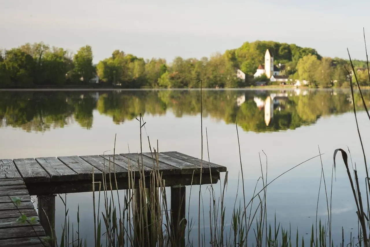 Sopherl Am See - Fruehstueck Auf Der Seeterrasse, Sehr Ruhig Und Wunderschoen Am See, 3 Minuten Nach Oberpfaffenhofen, Viele Radtouren, Restaurants & Cafes In Der Umgebung Wessling 3*,