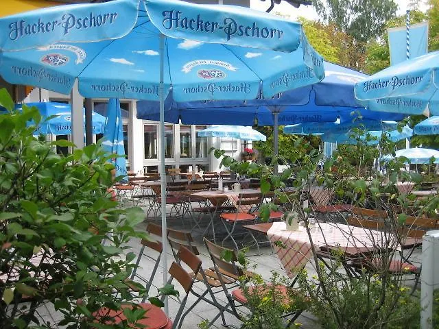 Hotel Sopherl Am See - Fruehstueck Auf Der Seeterrasse, Sehr Ruhig Und Wunderschoen Am See, 3 Minuten Nach Oberpfaffenhofen, Viele Radtouren, Restaurants & Cafes In Der Umgebung Wessling