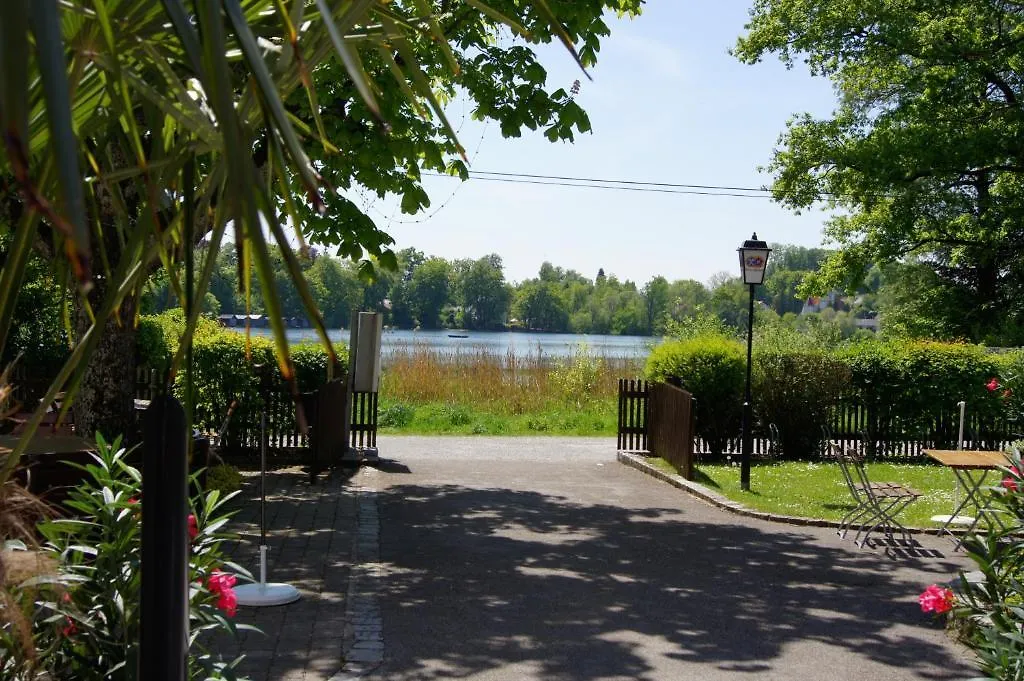 Sopherl Am See - Fruehstueck Auf Der Seeterrasse, Sehr Ruhig Und Wunderschoen Am See, 3 Minuten Nach Oberpfaffenhofen, Viele Radtouren, Restaurants & Cafes In Der Umgebung Wessling 3*,